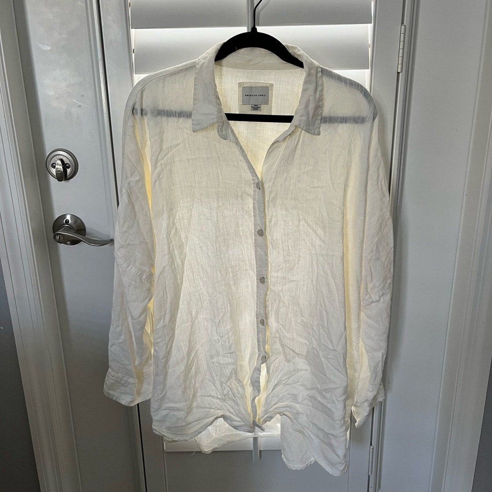 American Eagle Outfitters White Lightweight Shirt/cover up